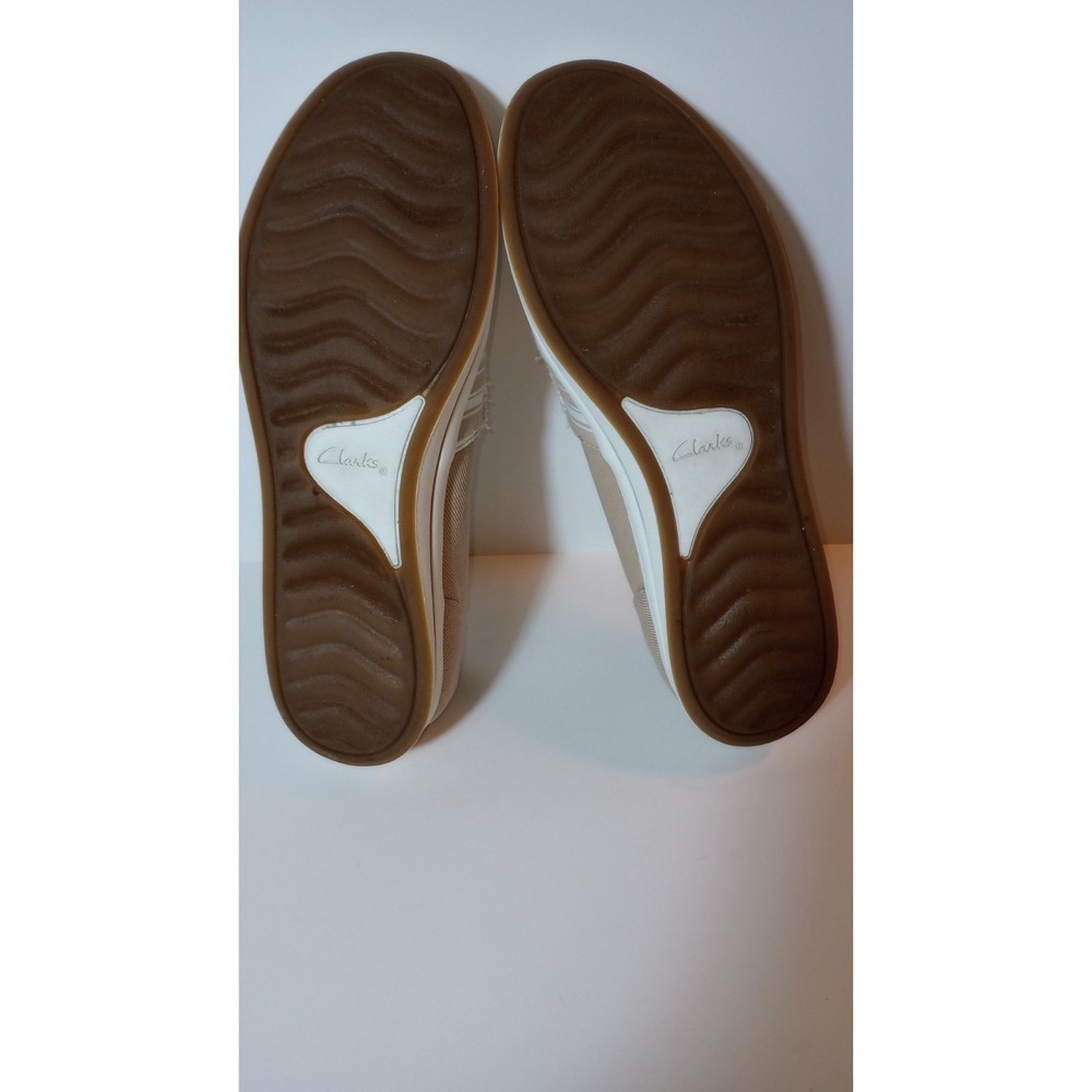 Clarks Cloudsteppers Canvas Slip-Ons Breeze Step Striped Sz 9 A465891 Tan Cream - Picture 3 of 4